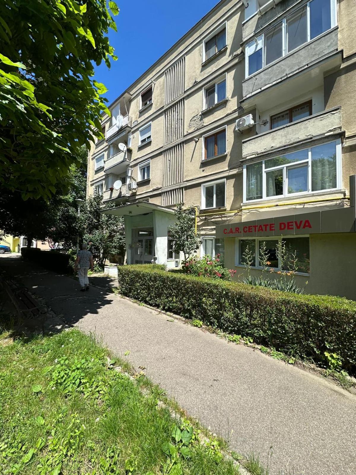 شقة Apartament Central ديفا المظهر الخارجي الصورة
